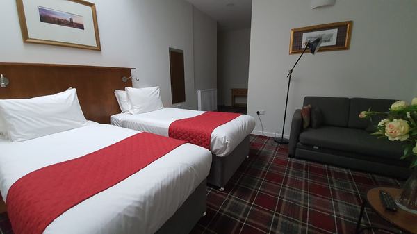 Smith Place Hotel