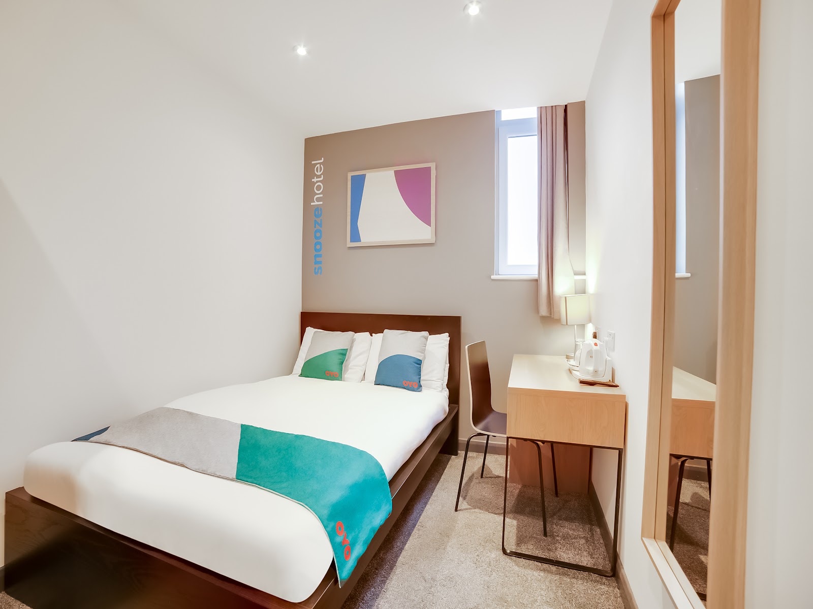 Snooze Hotel