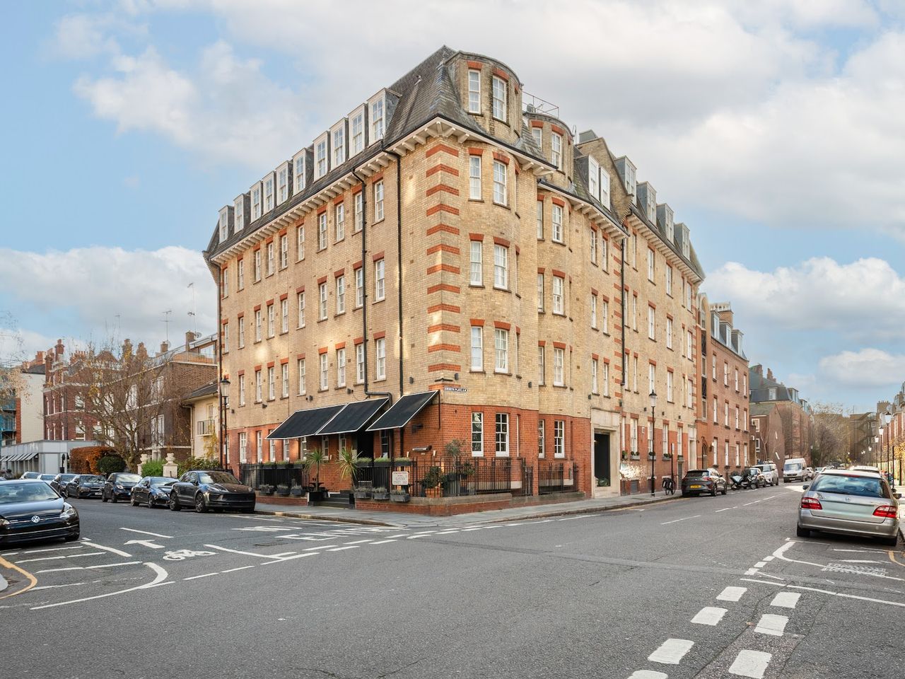 Sonder Chelsea Green