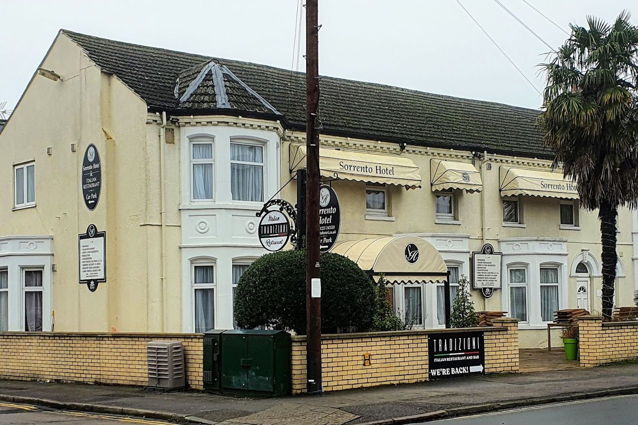 Sorrento Hotel and Restaurant