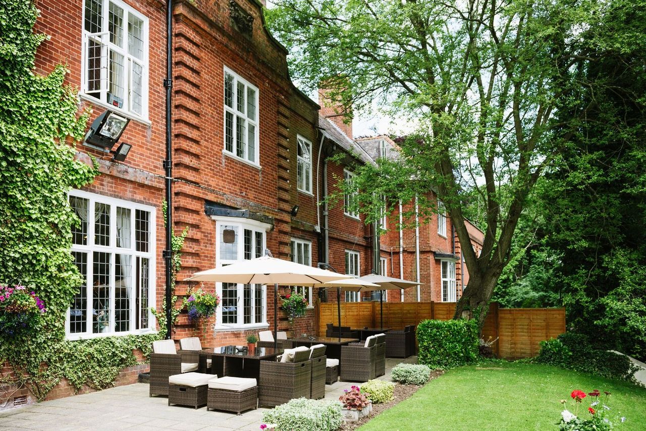 Southcrest Manor Hotel BW Signature Collection