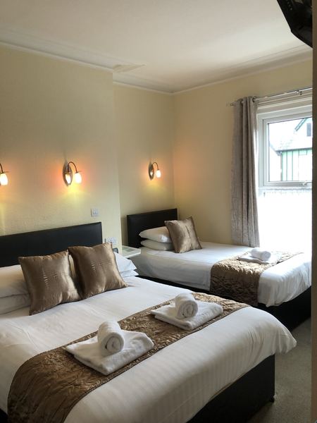 Spindrift Guest House - Adults Only