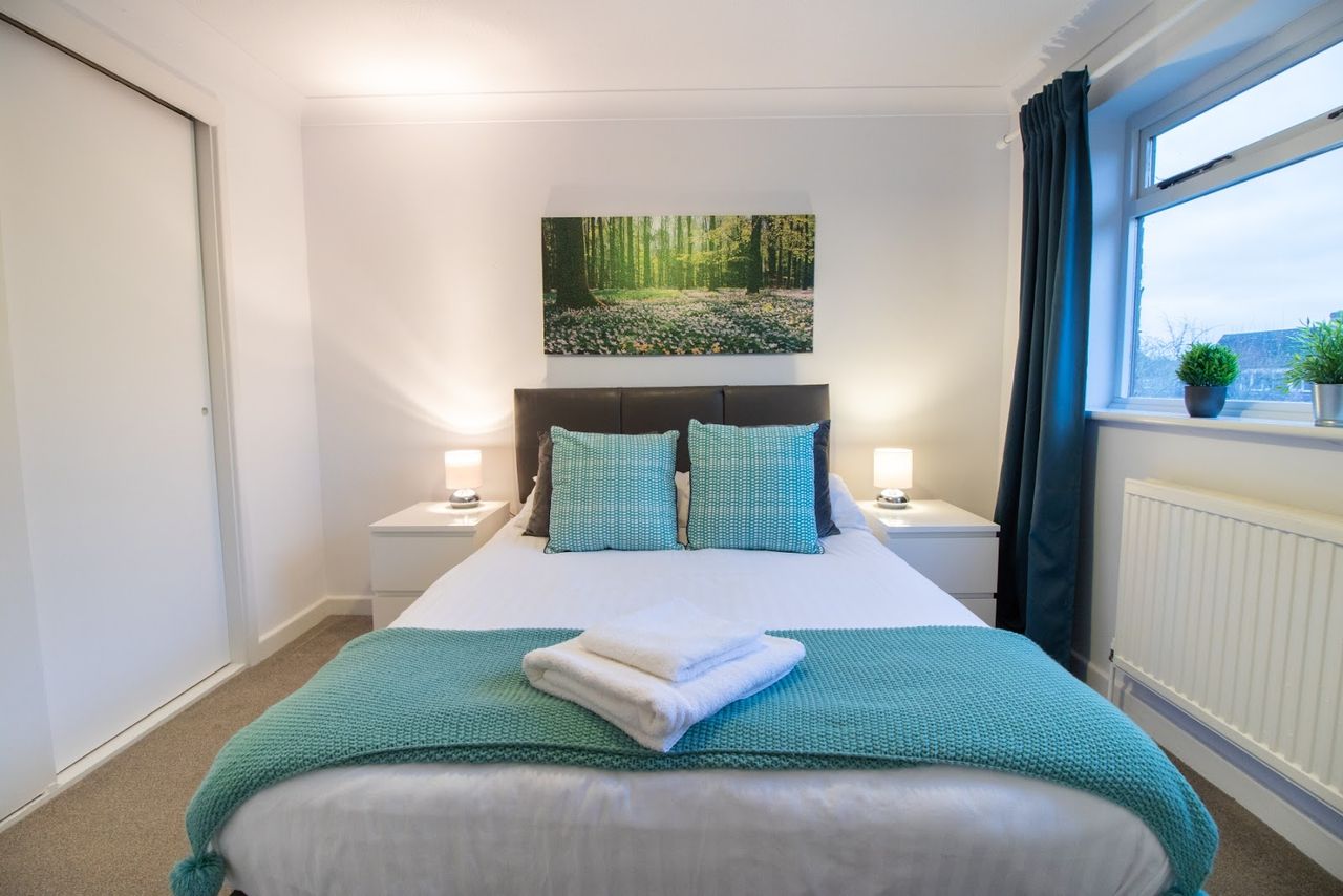 St Annes Serviced Accommodation at Bicester Village