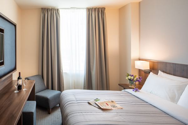 St Giles Heathrow - St Giles Classic Hotel