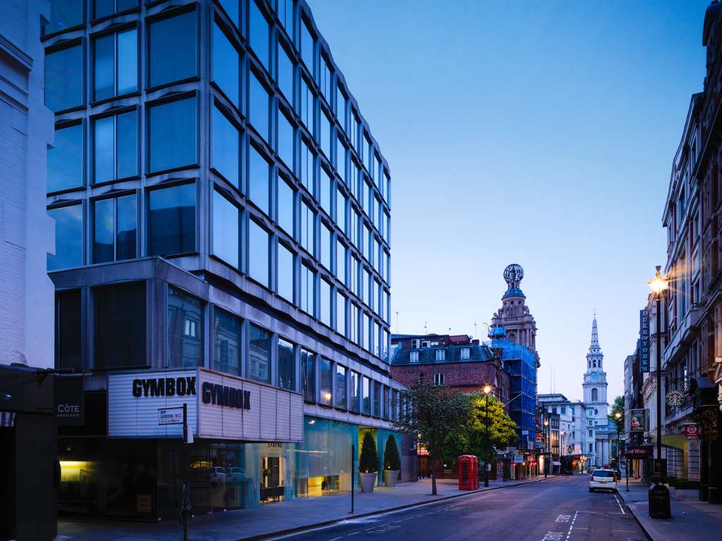 St Martins Lane