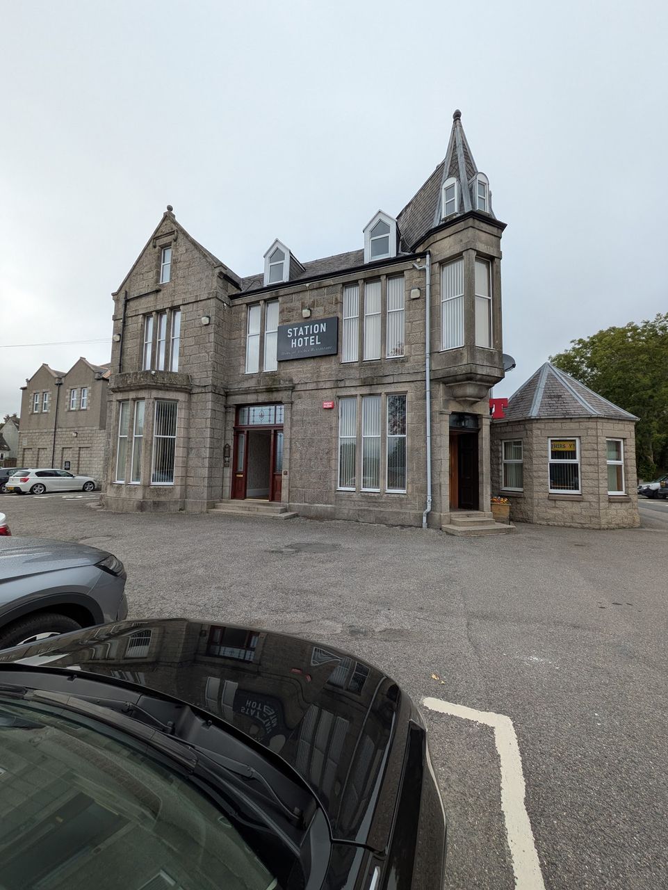 Station Hotel