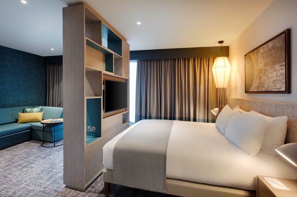 Staybridge Suites London Heathrow - Bath Road