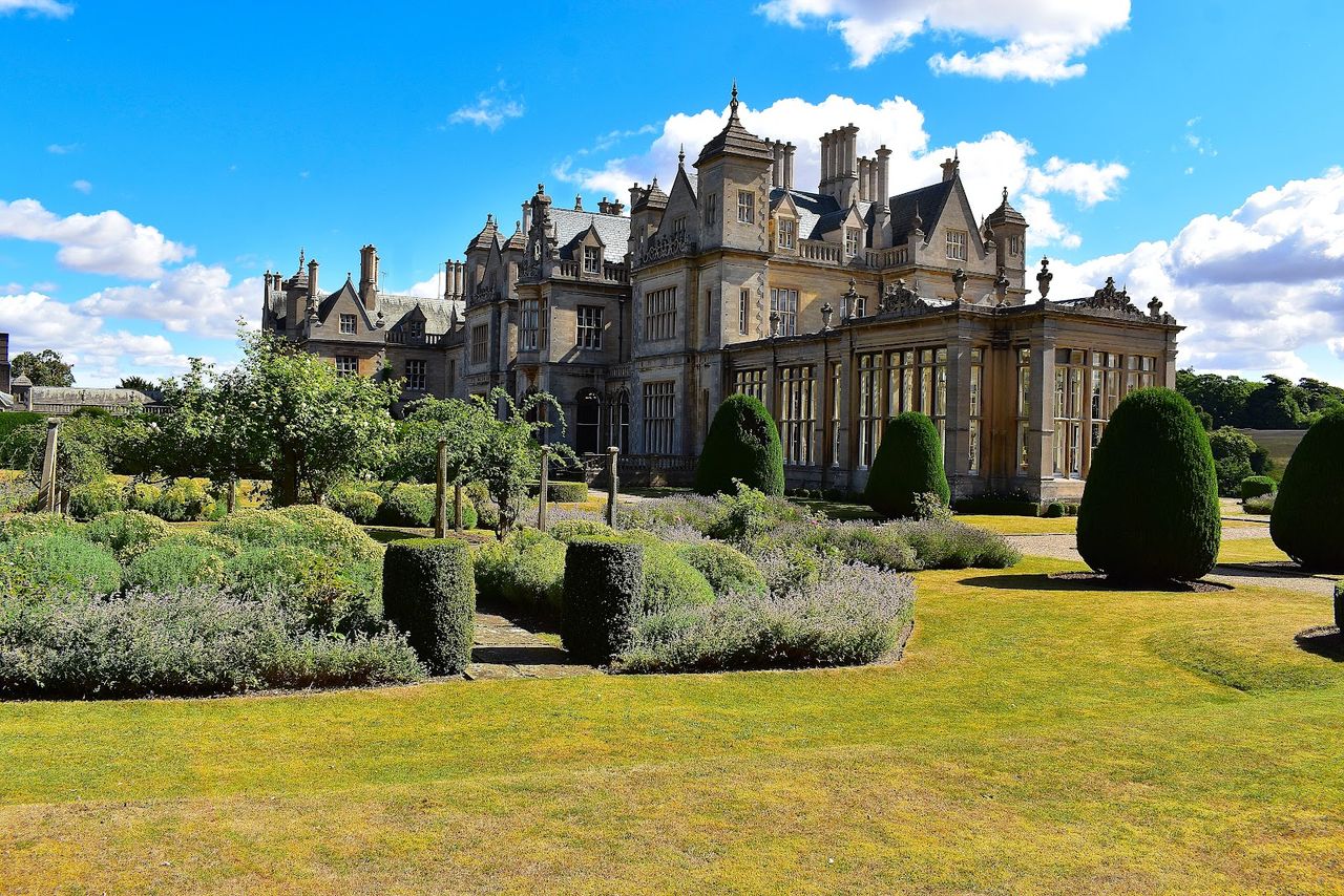 Stoke Rochford Hall
