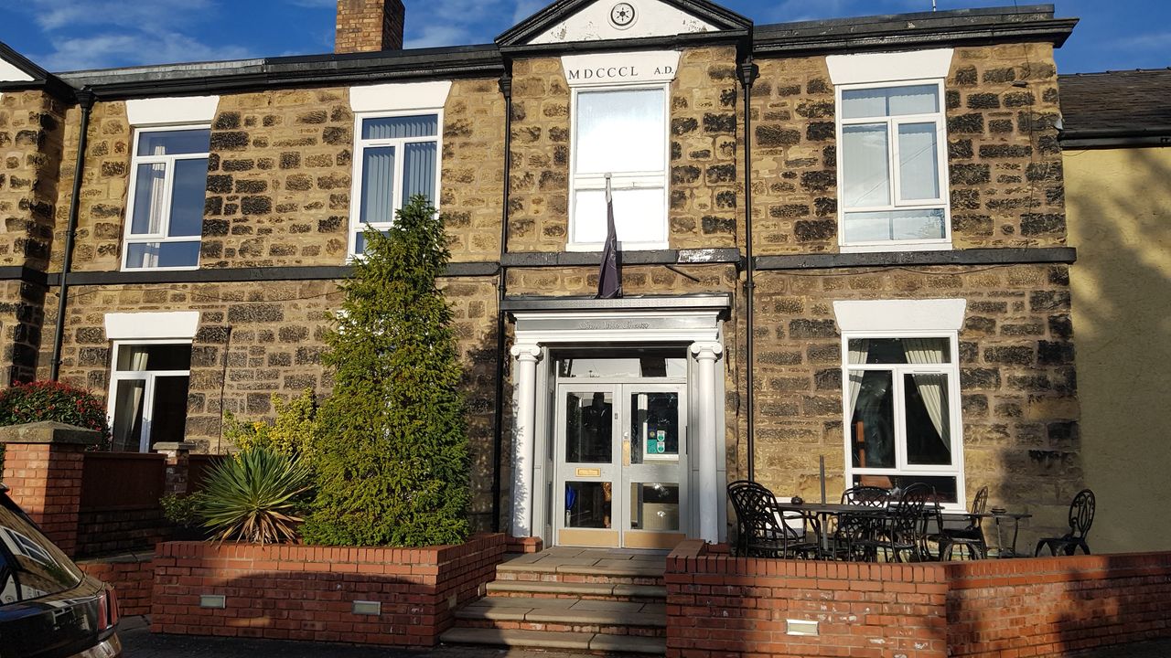 Stone Villa Chester