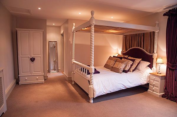 Stoodleigh Court Coach House B & B