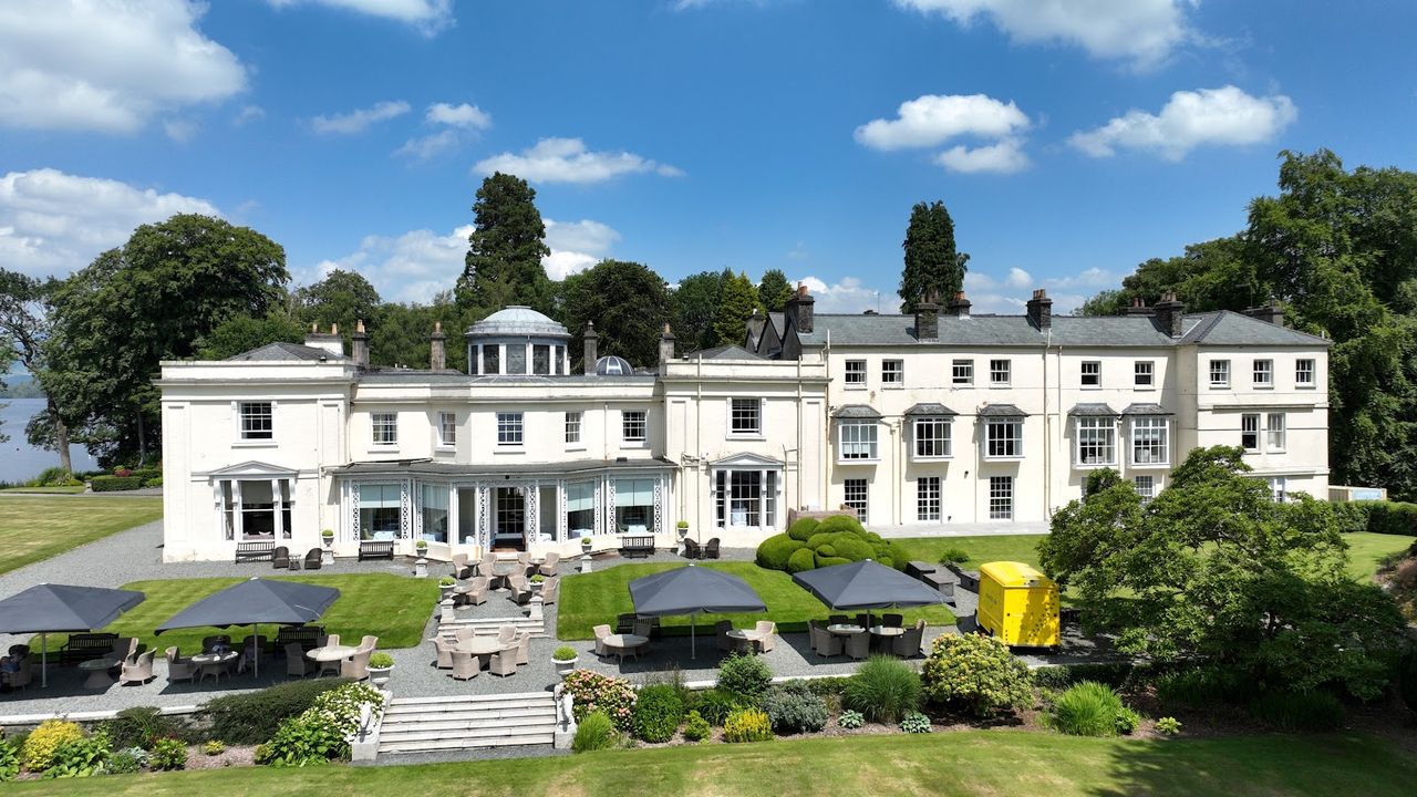 Storrs Hall Hotel