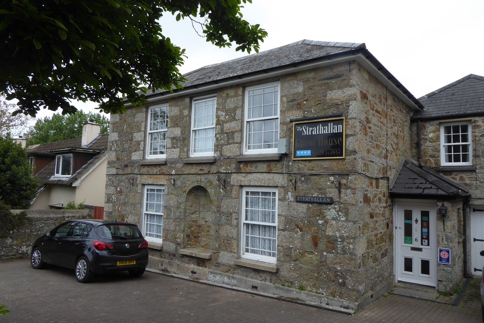 Strathallan Guest House
