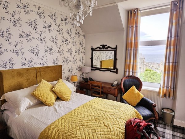 Struan House