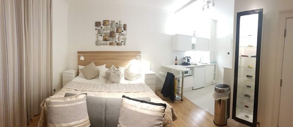 Sun Street Aparthotel