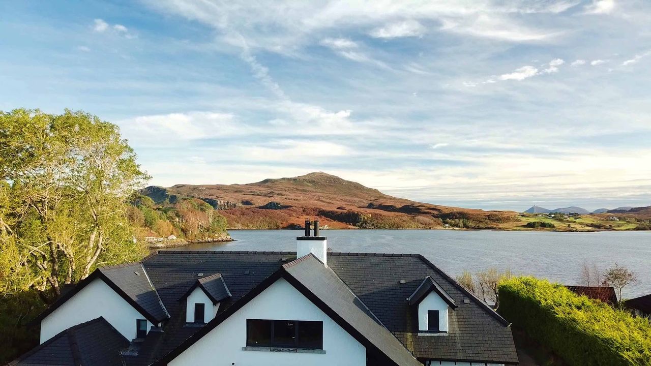 Taransay House