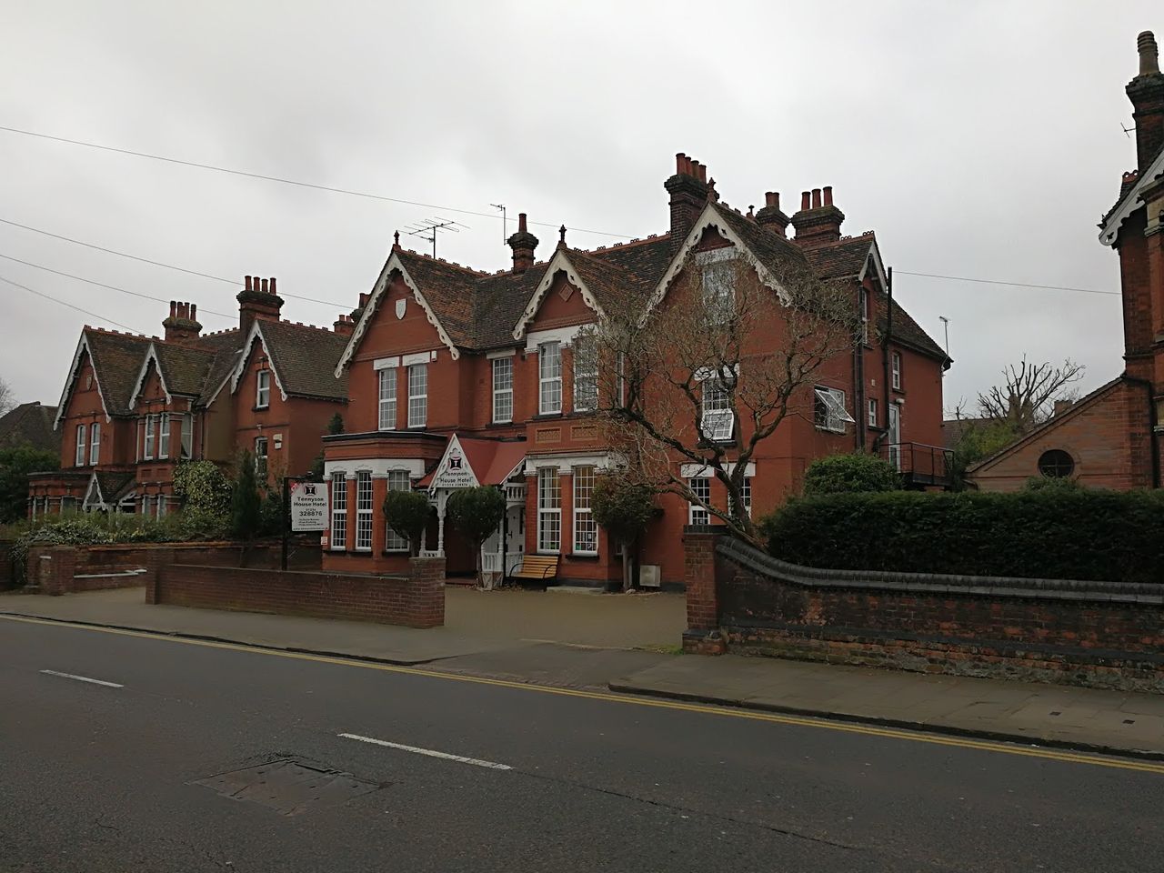 Tennyson House Hotel