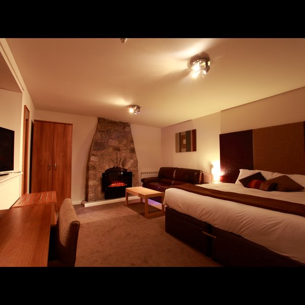 The Aberdour Hotel