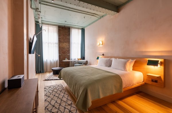 The Alan Hotel