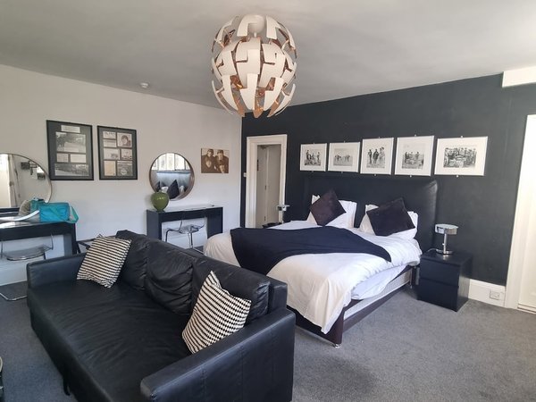 The Antrobus Hotel