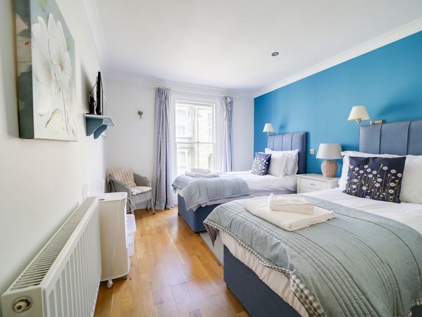 The Artist Loft Ensuite Guest Rooms Porthleven