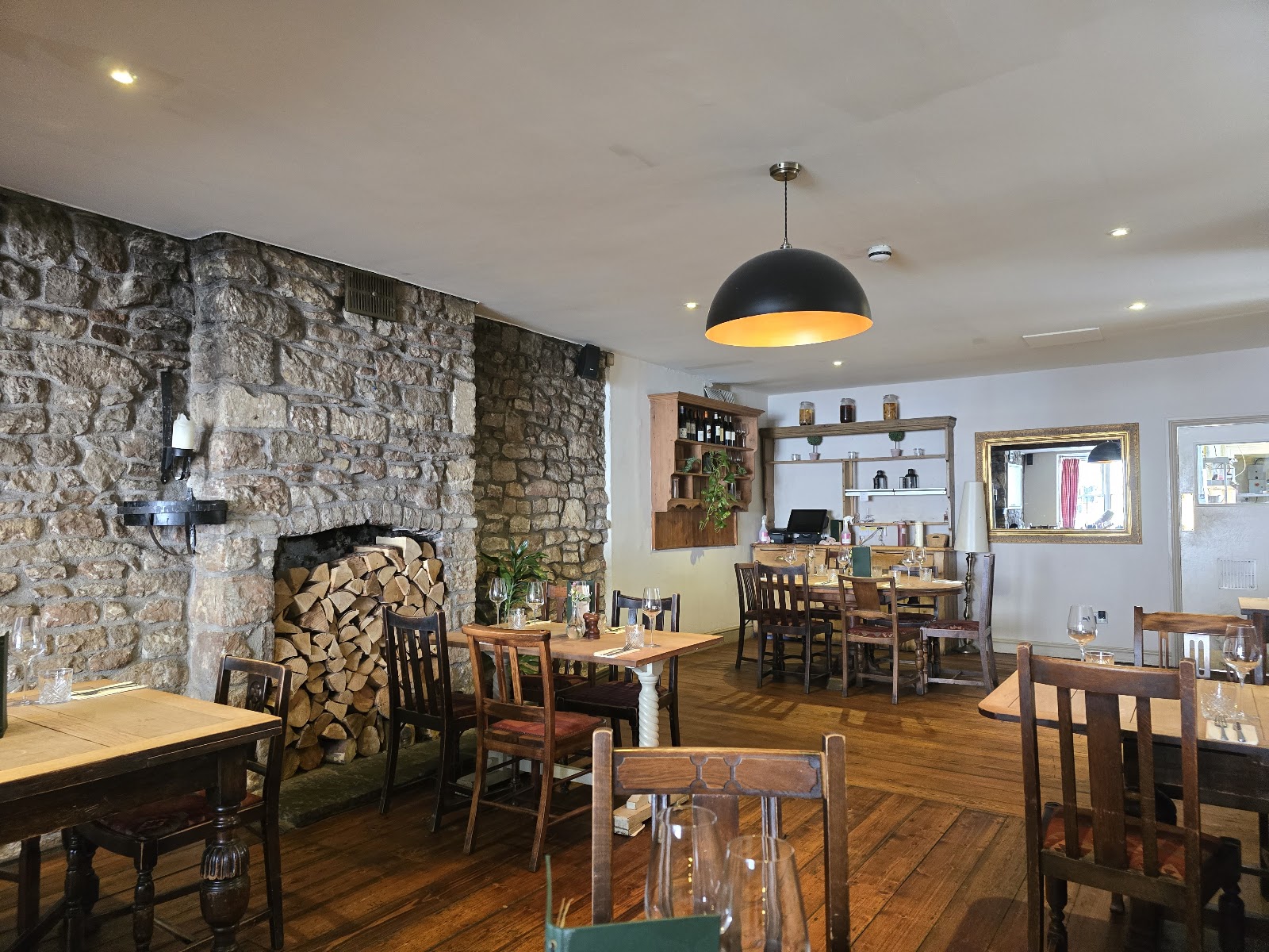 The Bear & Swan