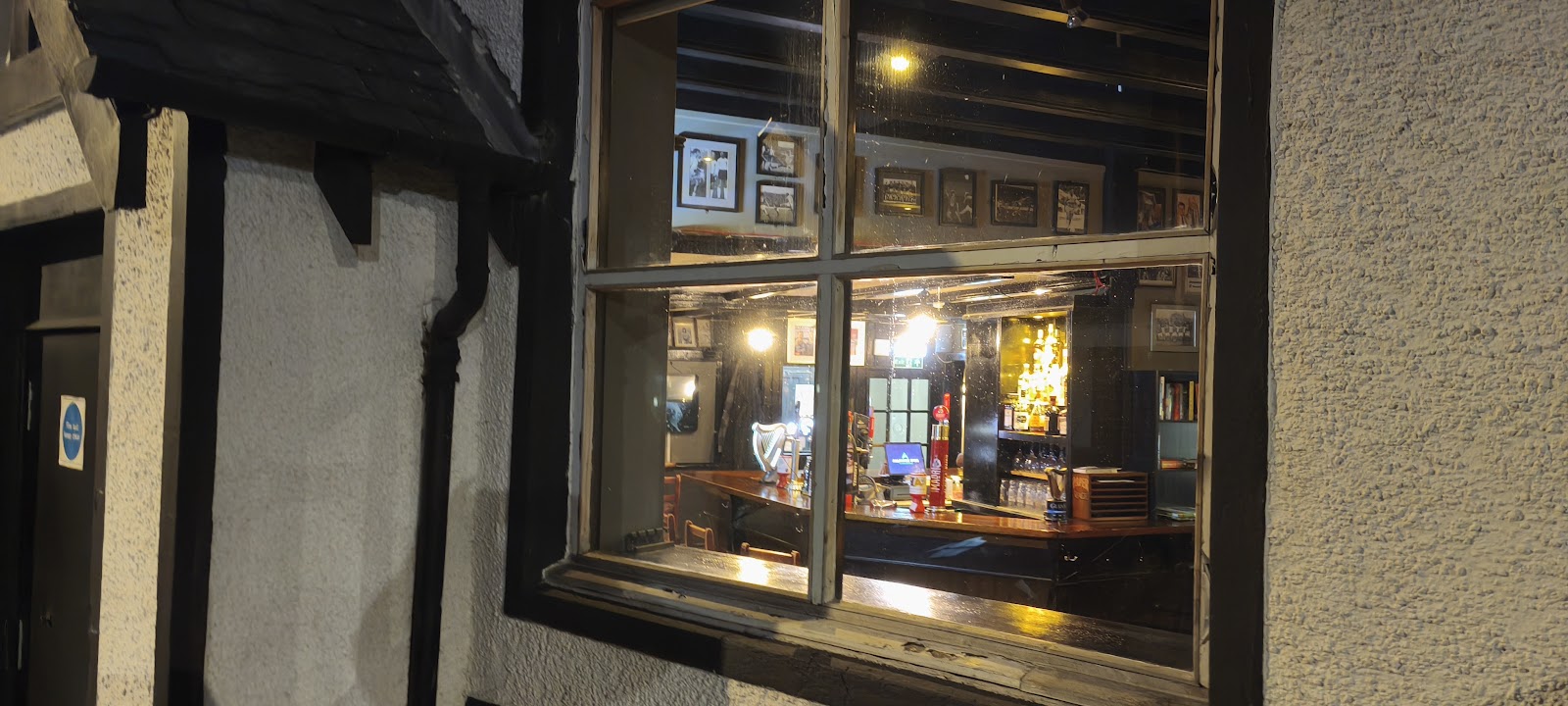 The Blackbull Inn Polmont