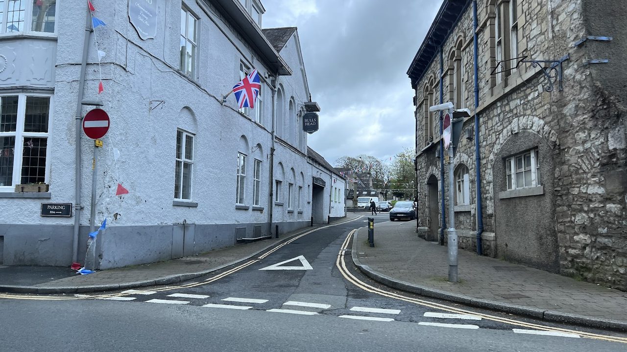 The Bulls Head