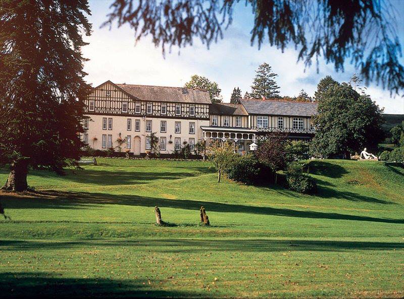 The Cammarch Hotel - Guest house
