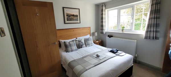 The Cayley Arms Inn