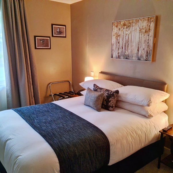 The Cedar Country Hotel