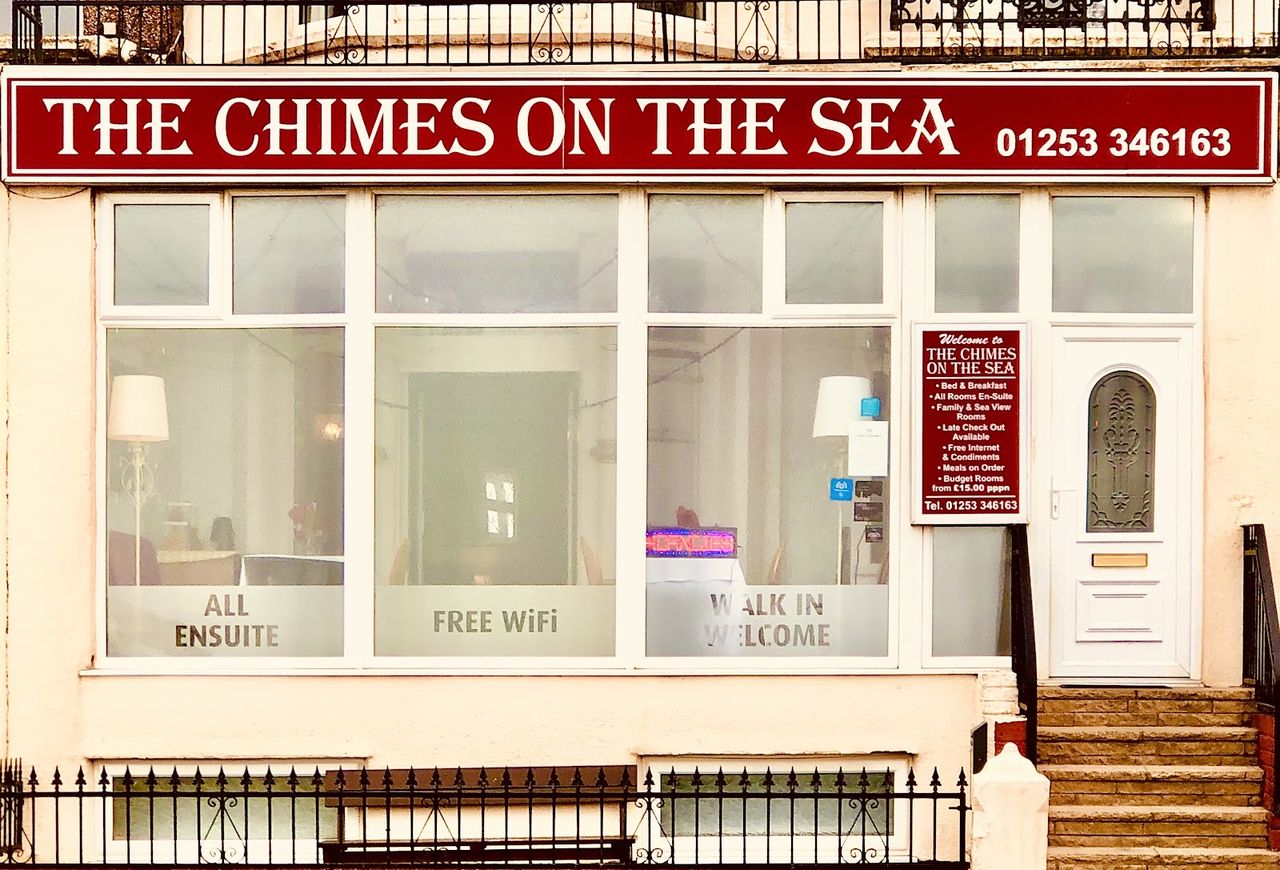 The Chimes on the sea