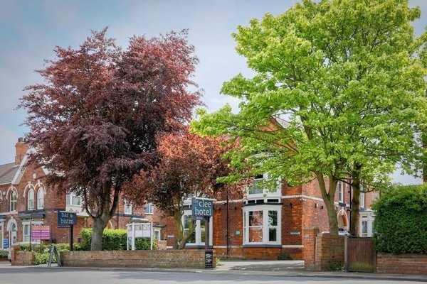 The Clee Hotel