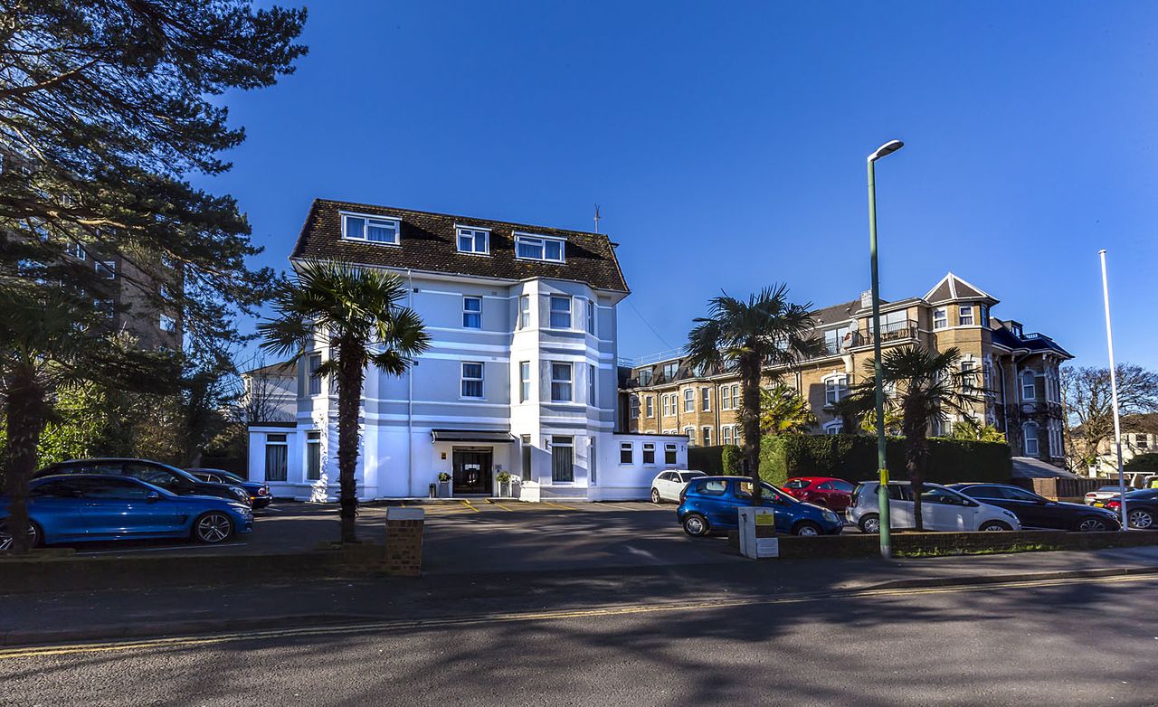 The Connaught Lodge