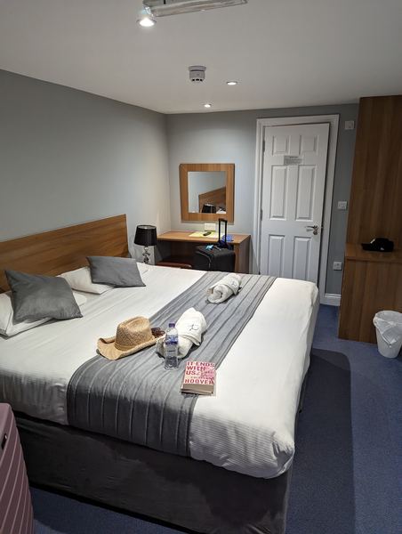 The Corner House Hotel Gatwick