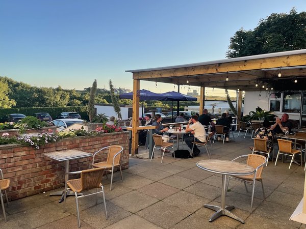 The Cornishman Inn