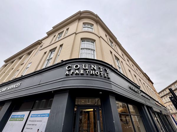 The County Aparthotel And County Hotel