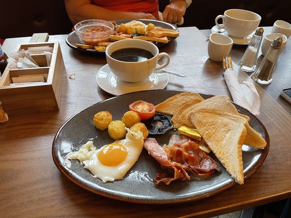 The Crosskeys Hotel