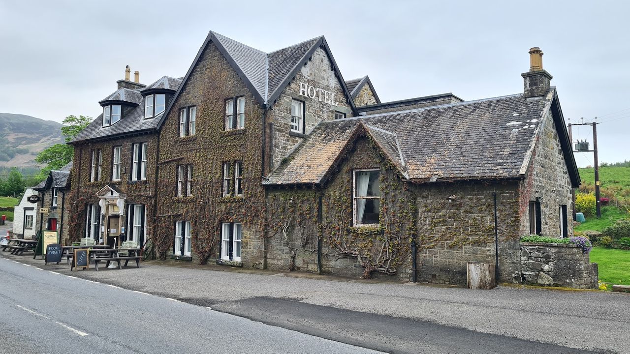 The Cuilfail Hotel