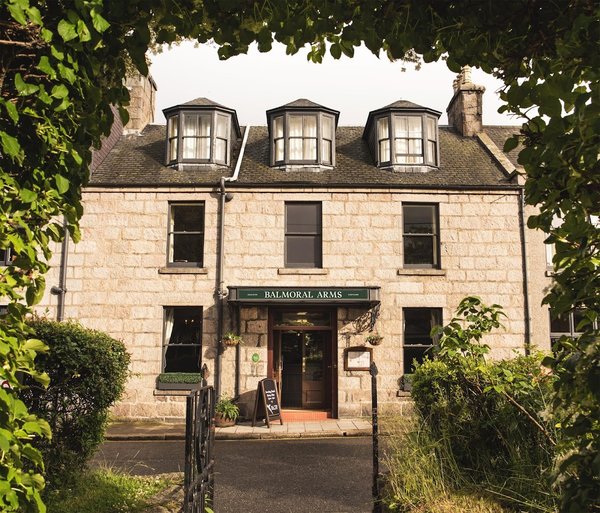 The Deeside Inn