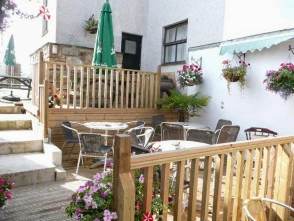 The Dock Inn