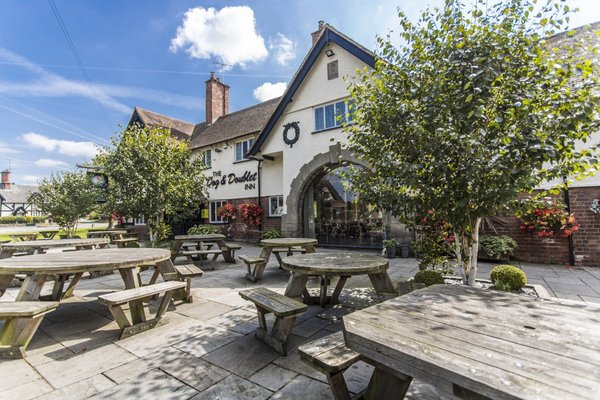 The Dog & Doublet Inn