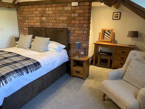 The Dolfor Inn