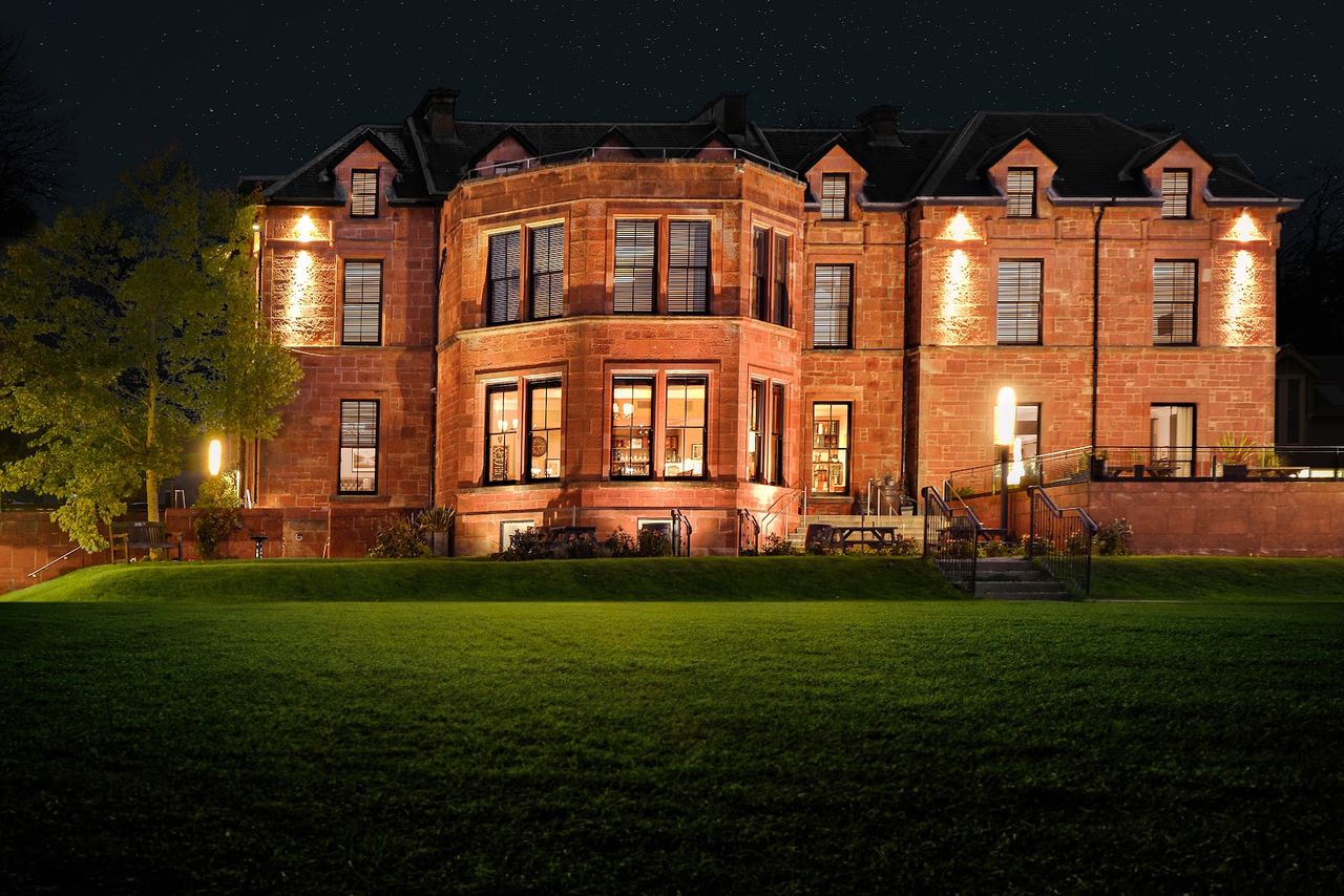 The Douglas Hotel
