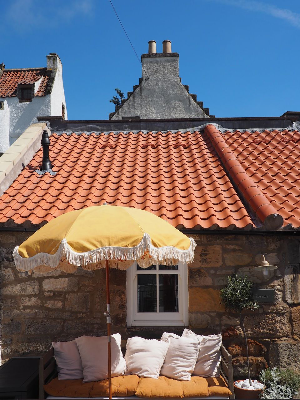 The Dundonald Guesthouse and Cottage