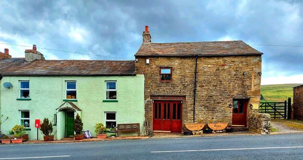 The Garsdale Bed & Breakfast - Goats and Oats at Garsdale