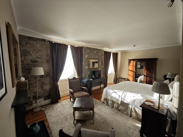 The George Hotel