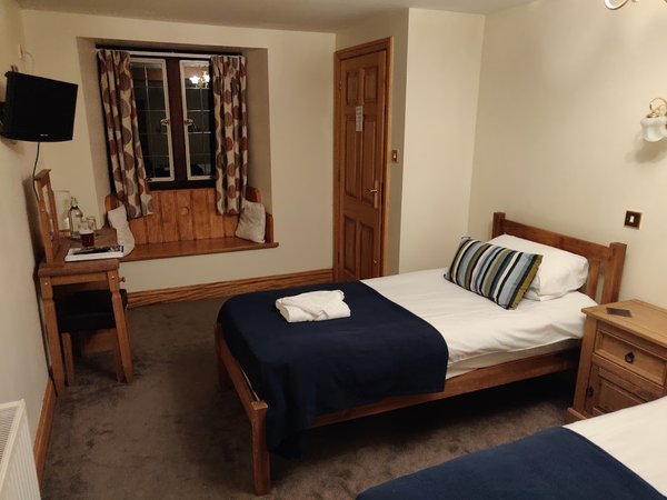The George Inn and Millingbrook Lodge