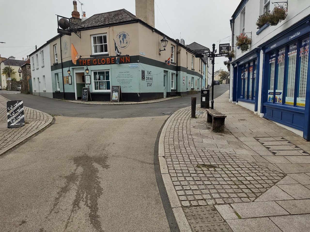 The Globe Inn
