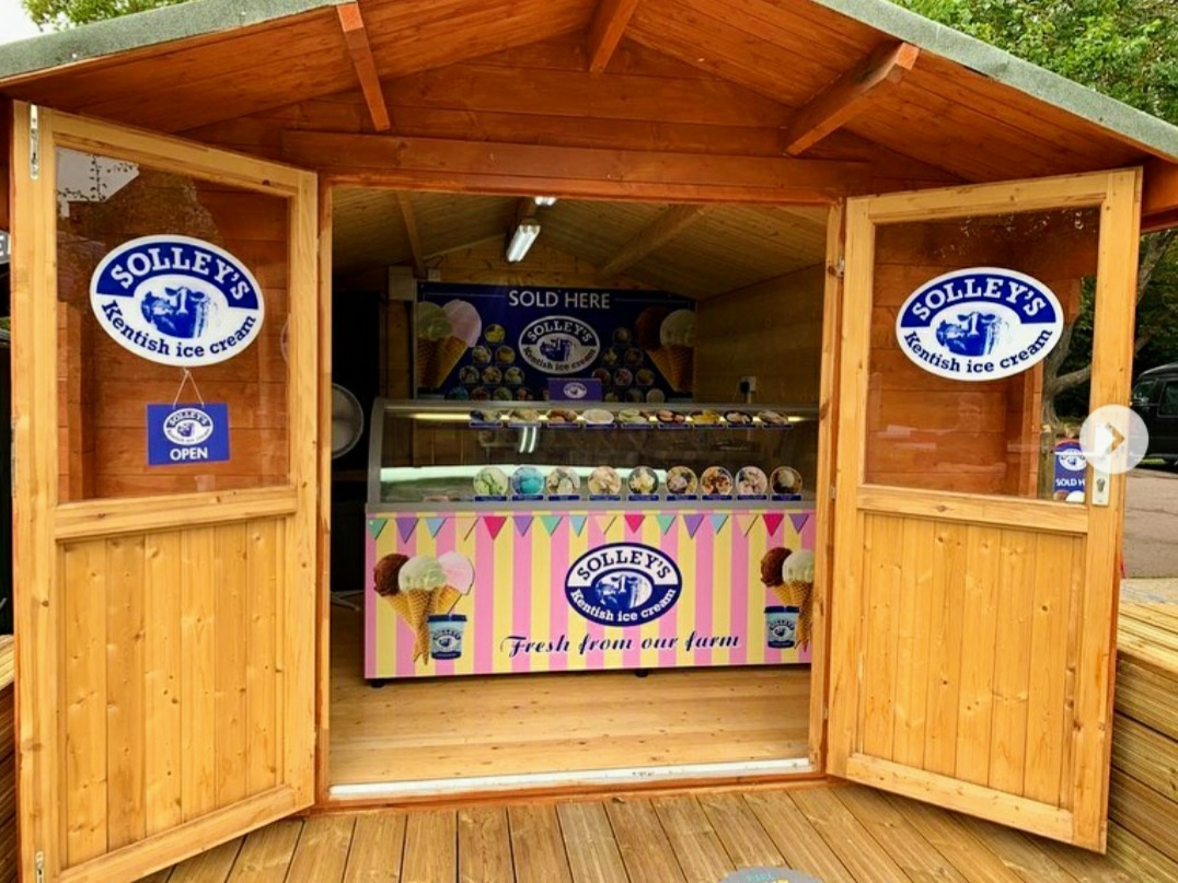 The Grove Ferry Inn