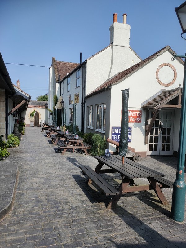 The Half Moon Inn and Country lodge
